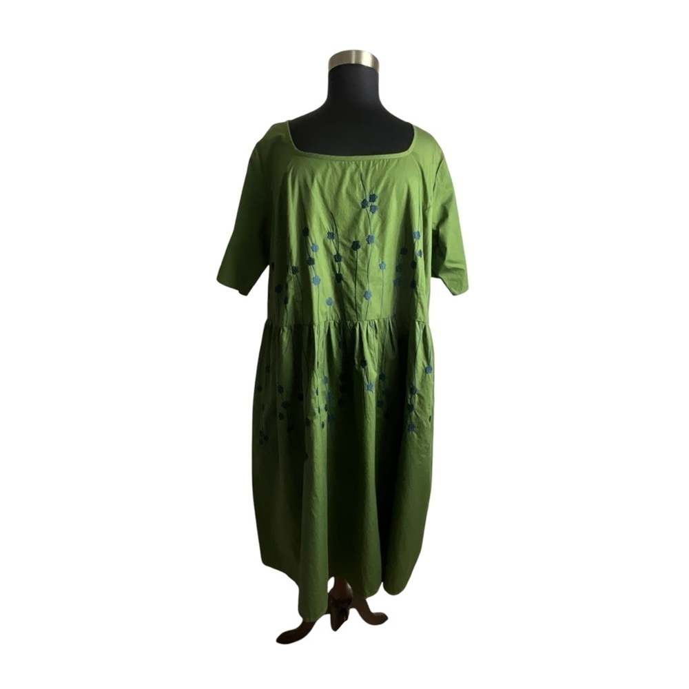 Eshakli Square Neck‎ Green Embroidered Floral Custom Dress